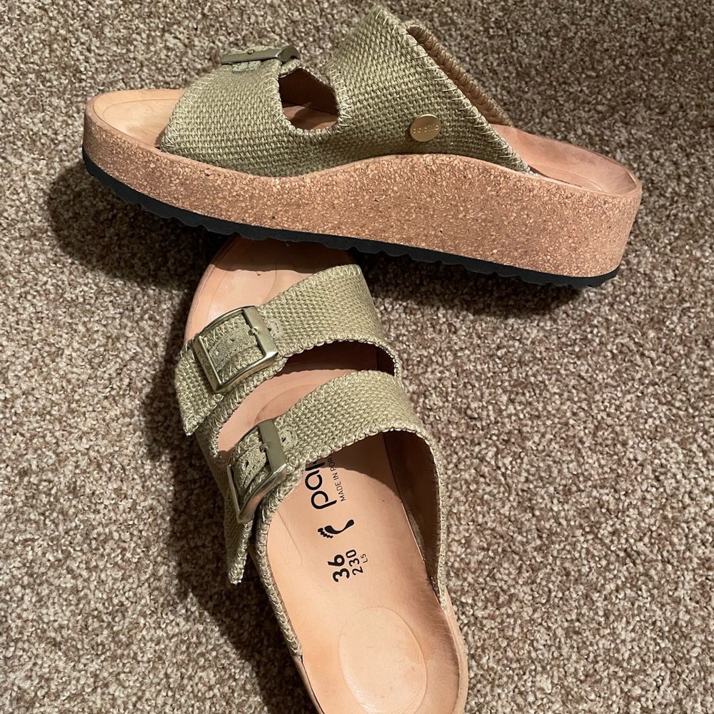 NWOT Papillio Olive Green Adjustable Buckle Sandals, Leather Footbed, Size 36. - Picture 3 of 8